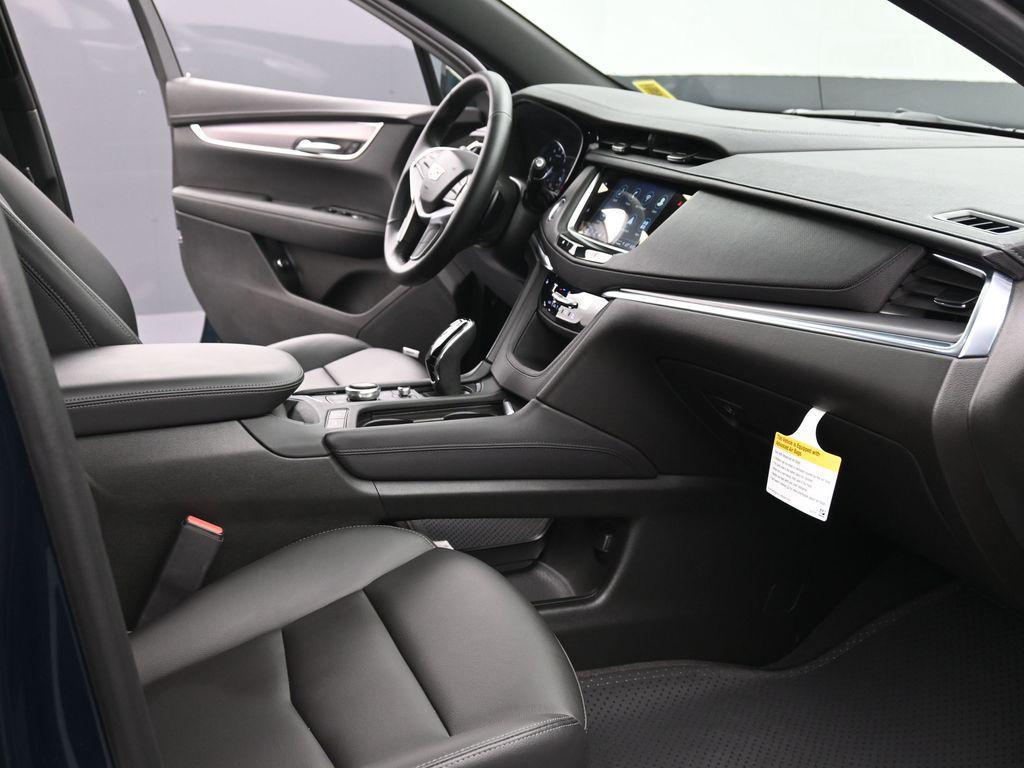 used 2026 Cadillac XT5 car