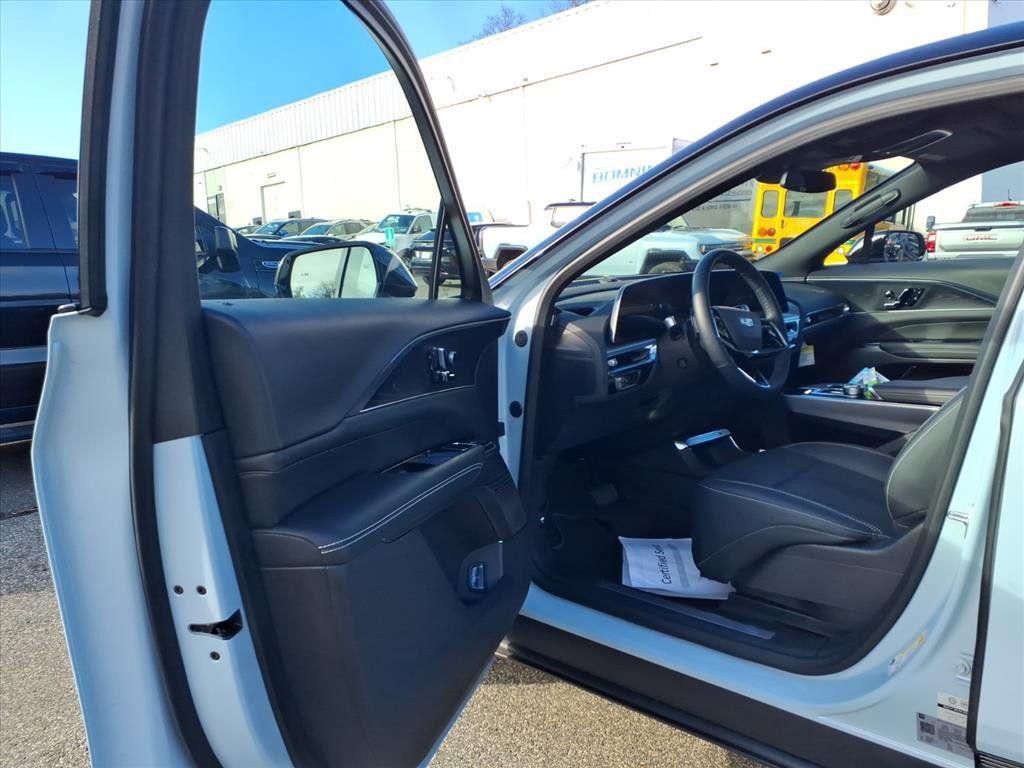 used 2025 Cadillac LYRIQ car, priced at $50,490
