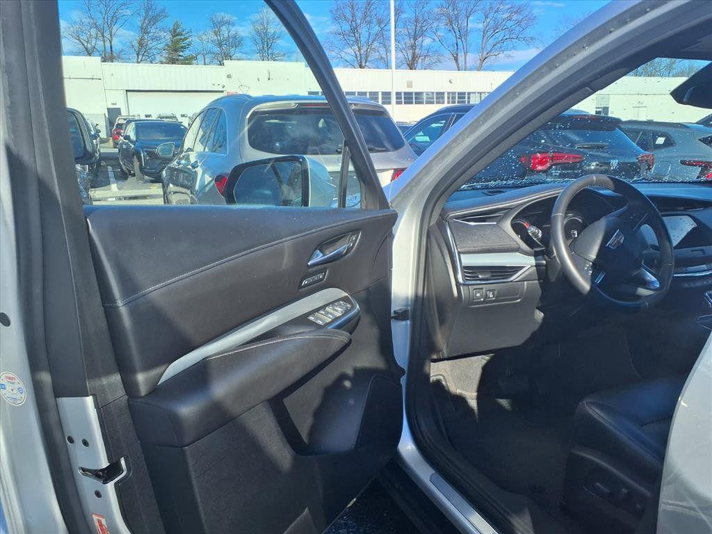 used 2021 Cadillac XT4 car, priced at $20,990