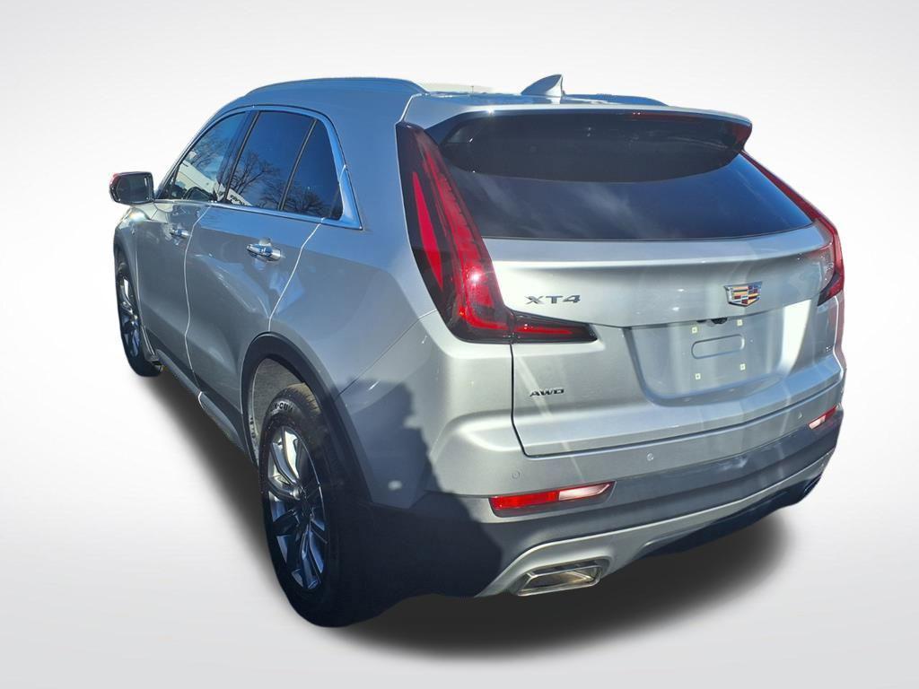 used 2021 Cadillac XT4 car, priced at $20,990