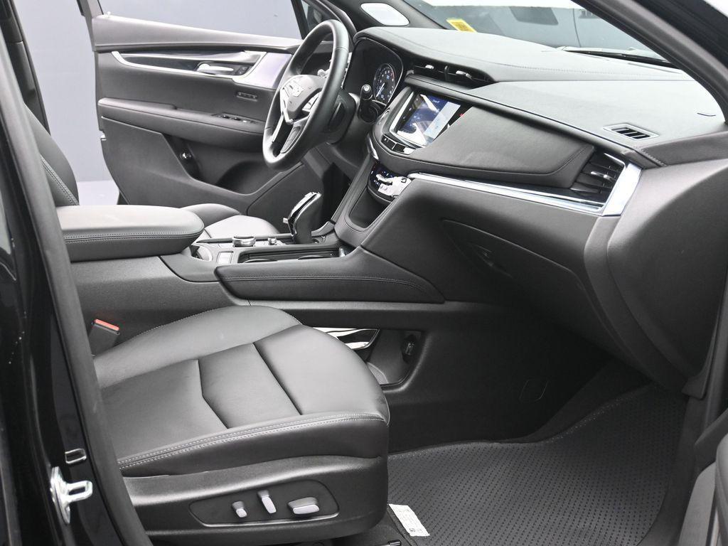 used 2026 Cadillac XT5 car, priced at $56,990