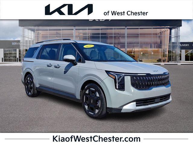 used 2025 Kia Carnival car, priced at $39,999