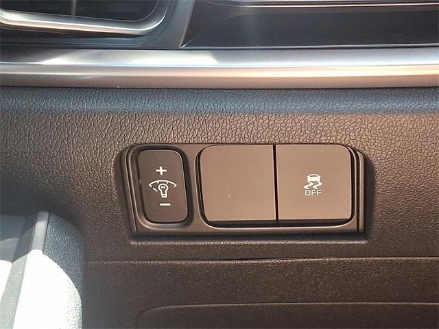 new 2025 Kia Sorento car, priced at $39,055