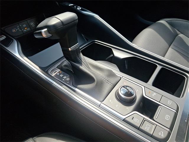 new 2025 Kia Sorento car, priced at $39,055