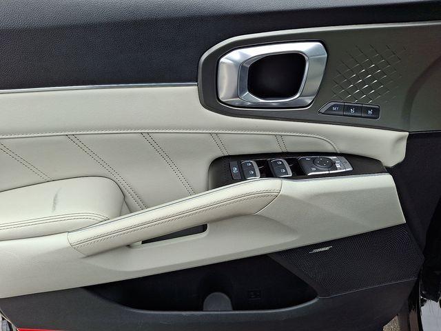 used 2022 Kia Sorento Plug-In Hybrid car, priced at $35,499