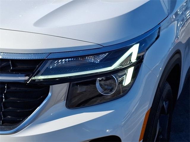 used 2025 Kia Seltos car, priced at $24,429