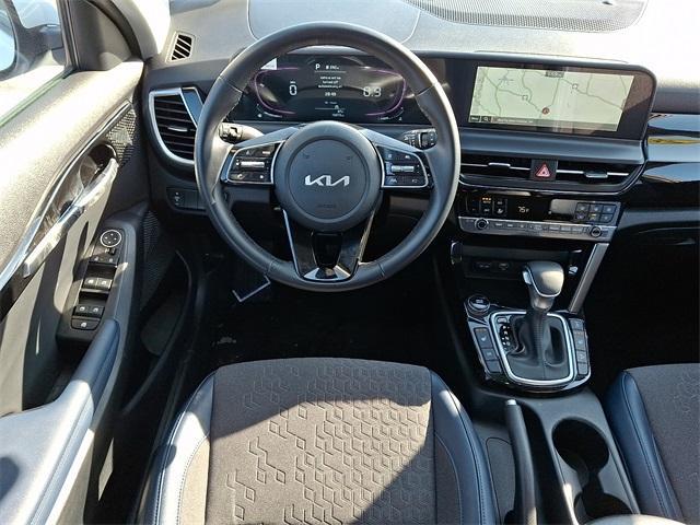 used 2025 Kia Seltos car, priced at $24,429