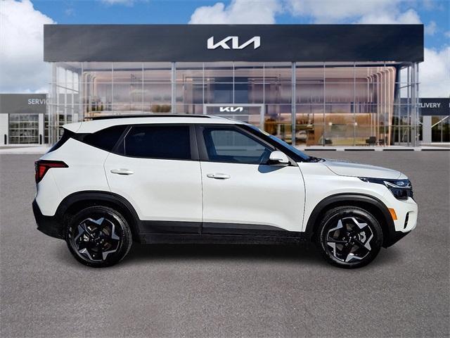 used 2025 Kia Seltos car, priced at $24,429