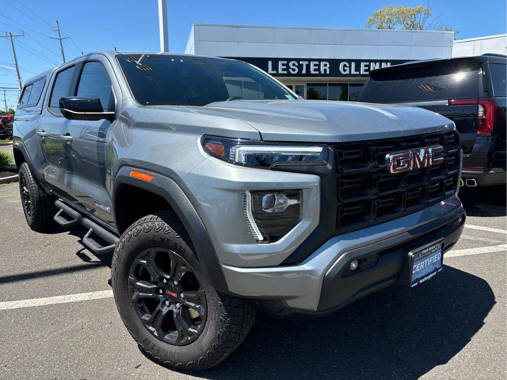 used 2025 GMC Canyon car, priced at $40,717