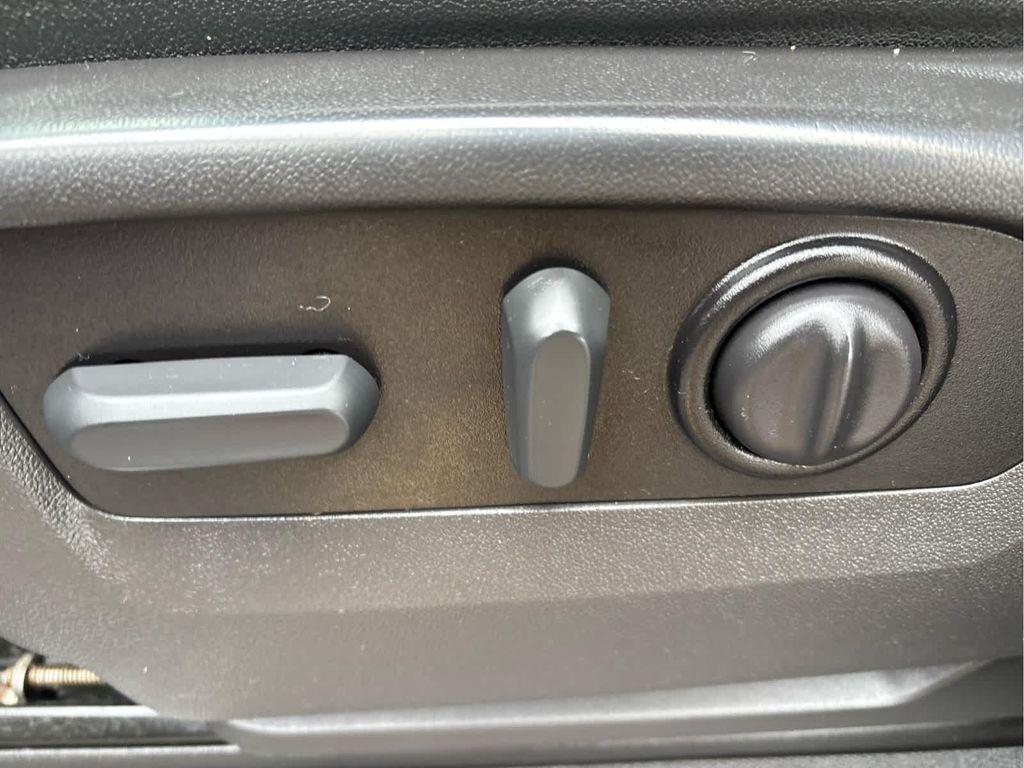 used 2021 GMC Sierra 1500 car, priced at $36,400