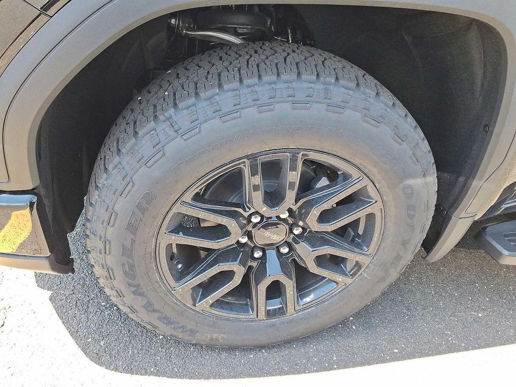 new 2026 GMC Sierra 1500 car, priced at $66,312