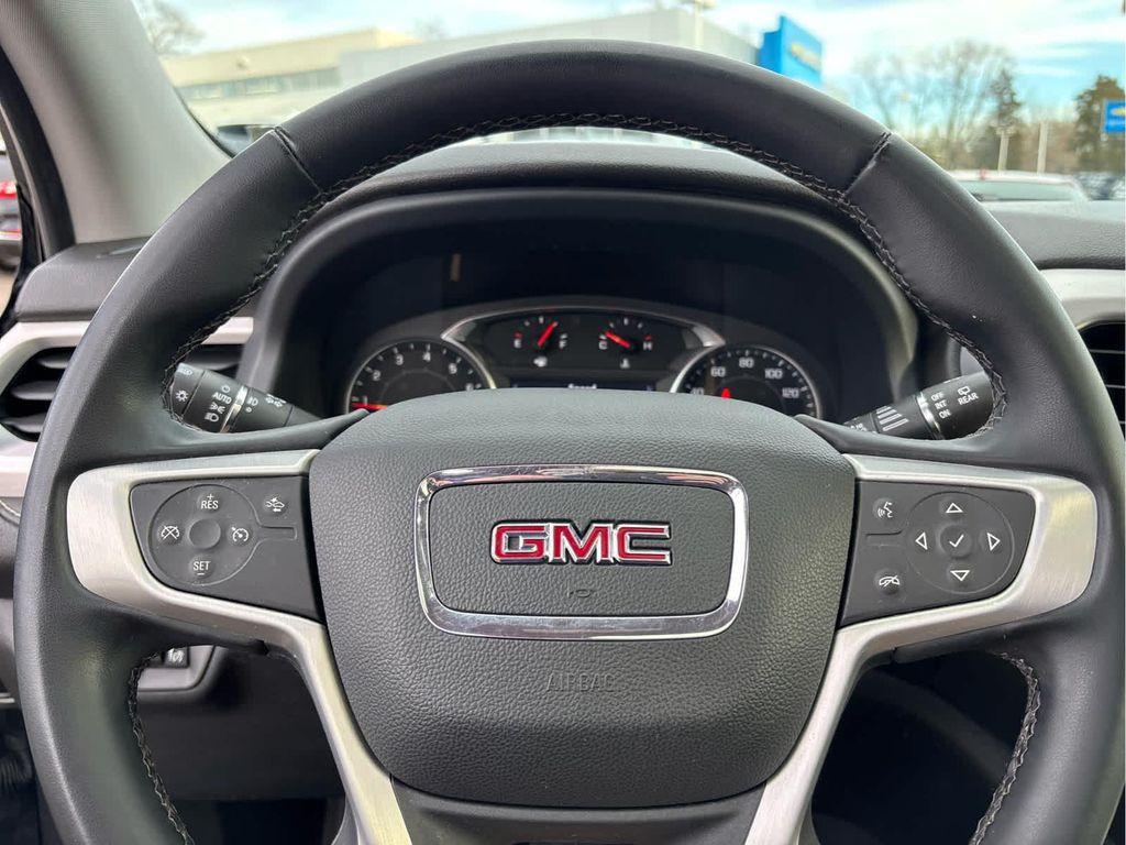 used 2023 GMC Acadia car, priced at $29,216
