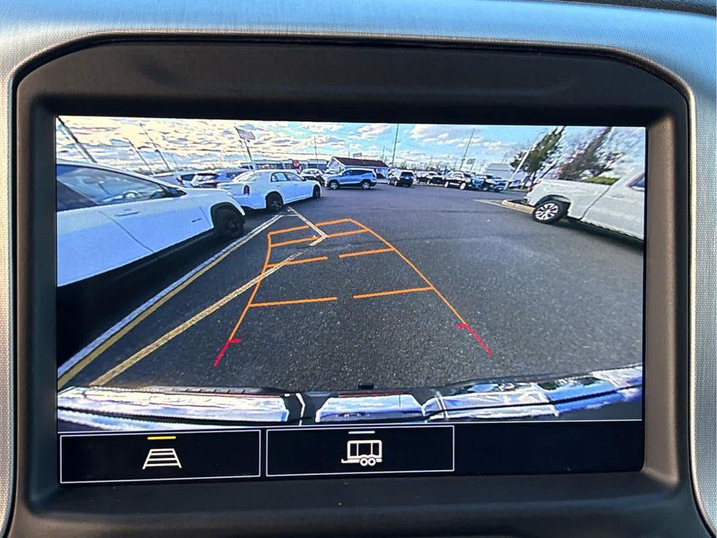 used 2021 GMC Sierra 1500 car, priced at $32,500