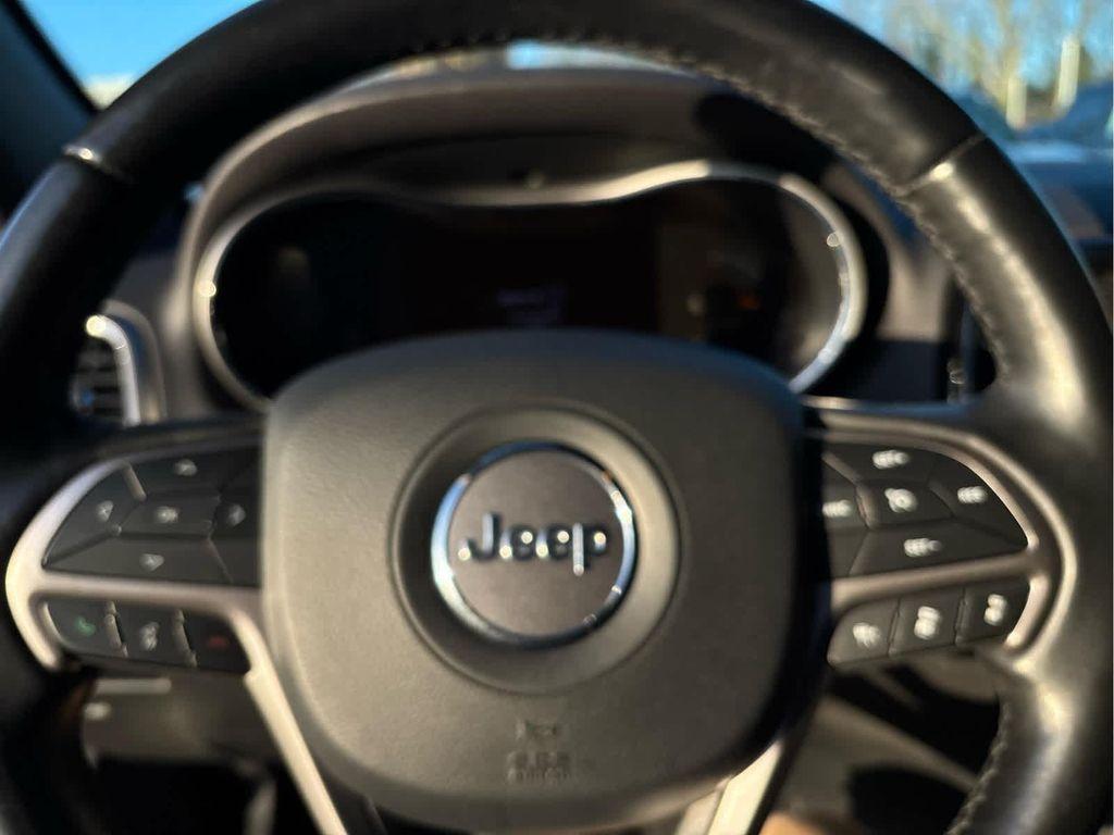 used 2020 Jeep Grand Cherokee car, priced at $16,900