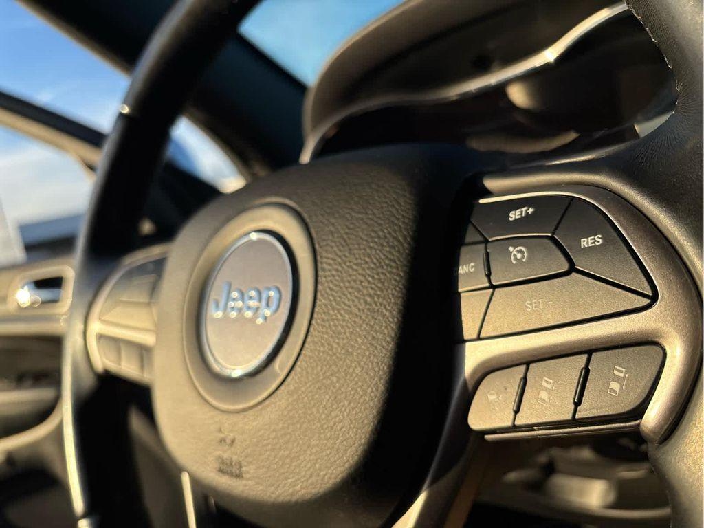 used 2020 Jeep Grand Cherokee car, priced at $16,900