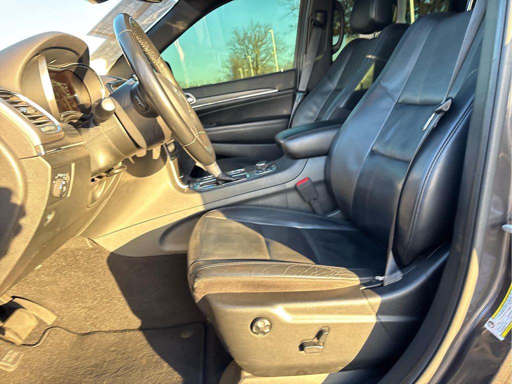 used 2020 Jeep Grand Cherokee car, priced at $16,900