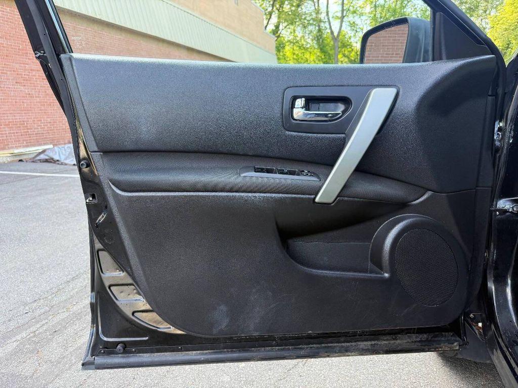 used 2014 Nissan Rogue Select car, priced at $5,995