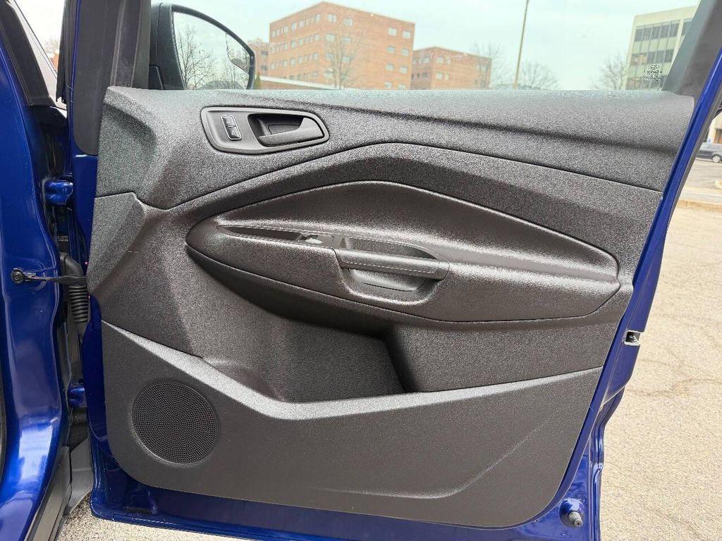 used 2014 Ford Escape car, priced at $5,495