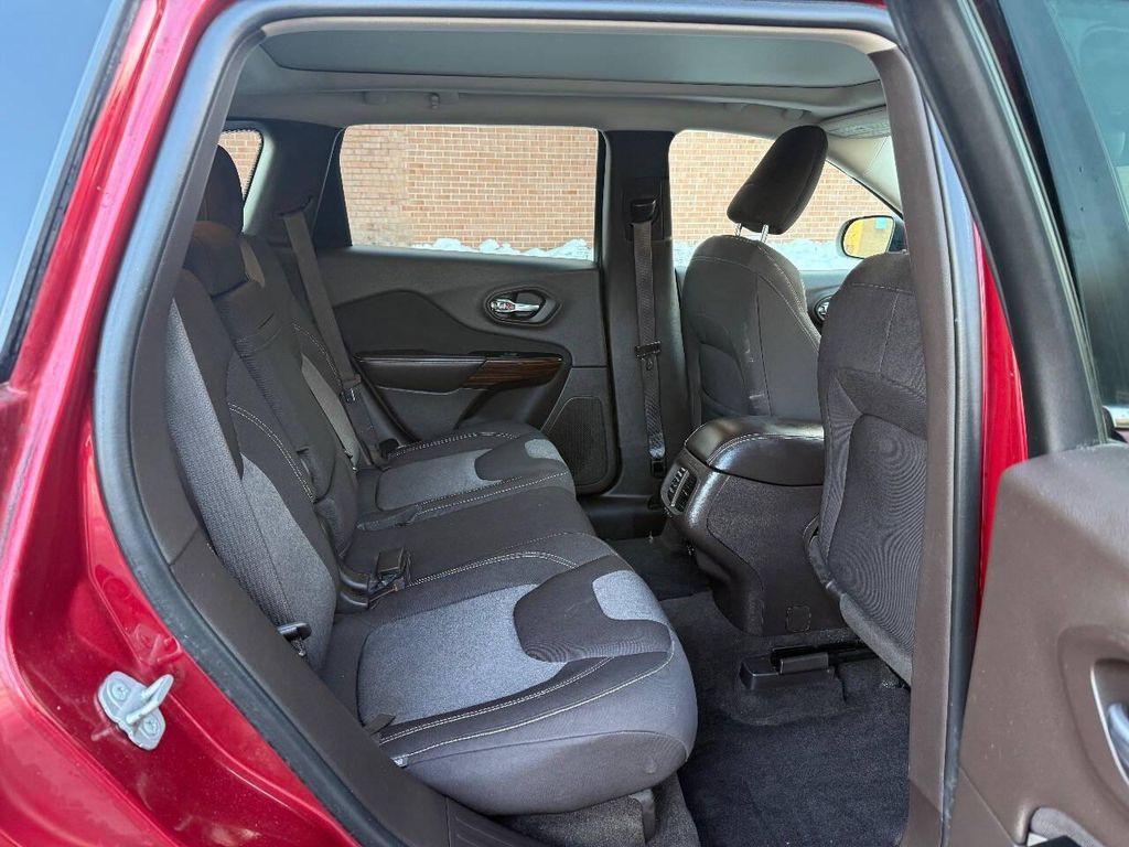 used 2014 Jeep Cherokee car, priced at $5,495