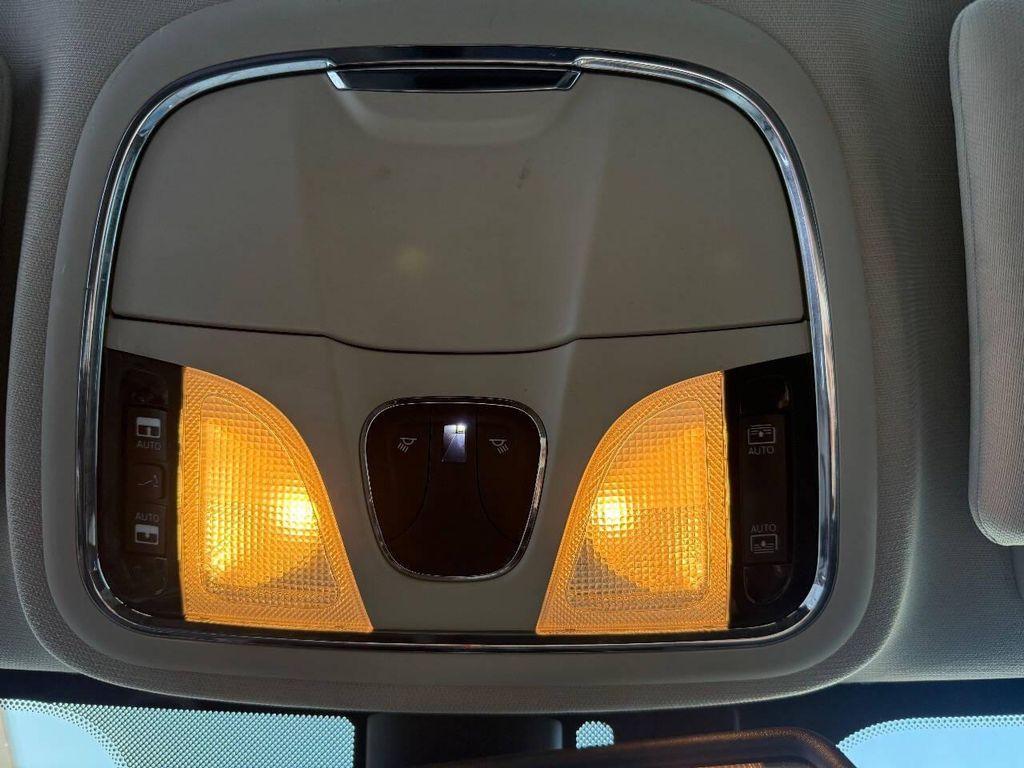 used 2014 Jeep Cherokee car, priced at $5,495