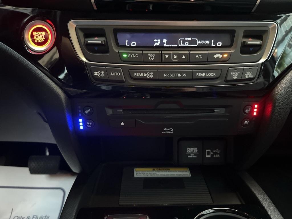 used 2022 Honda Pilot car, priced at $35,888