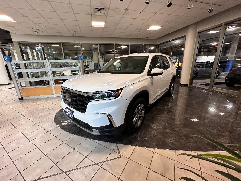 new 2025 Honda Pilot car, priced at $51,000