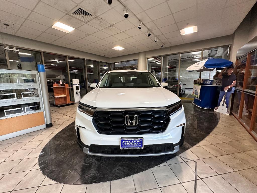 new 2025 Honda Pilot car, priced at $51,000