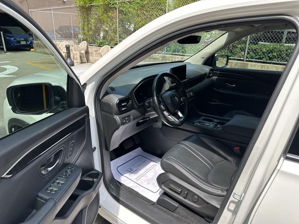 used 2023 Honda Pilot car, priced at $39,555
