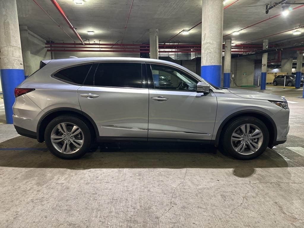 used 2023 Acura MDX car, priced at $33,888