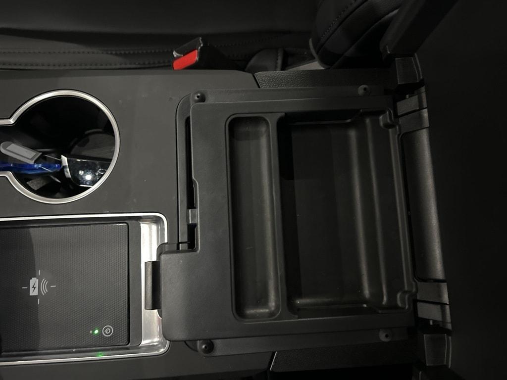 used 2023 Acura MDX car, priced at $33,888