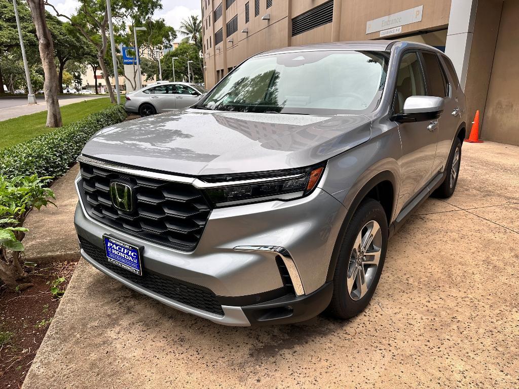 new 2025 Honda Pilot car, priced at $50,545