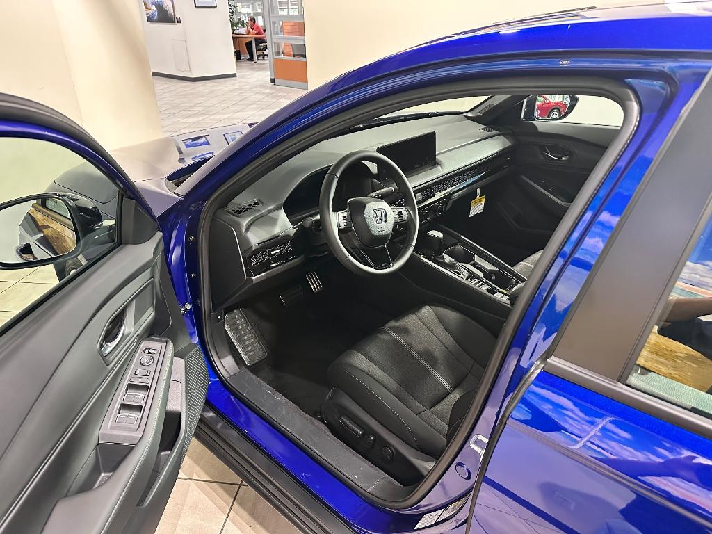 new 2025 Honda Accord Hybrid car, priced at $38,800