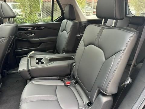 new 2025 Honda Pilot car, priced at $52,490