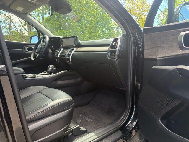 used 2023 Kia Sorento car, priced at $29,423