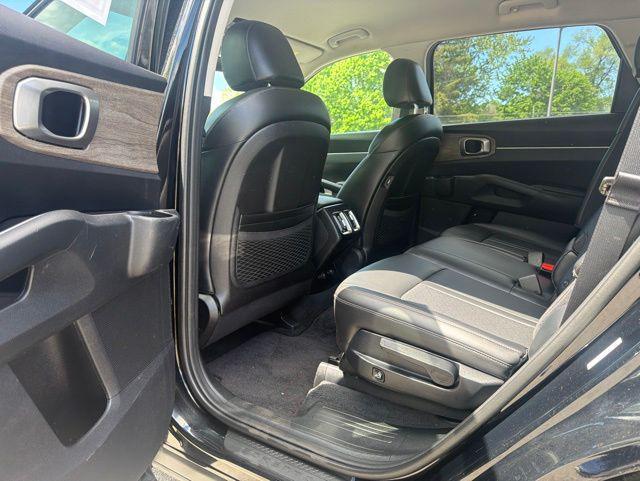 used 2023 Kia Sorento car, priced at $29,423