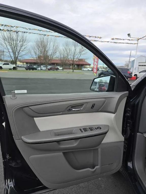 used 2014 GMC Acadia car, priced at $7,101