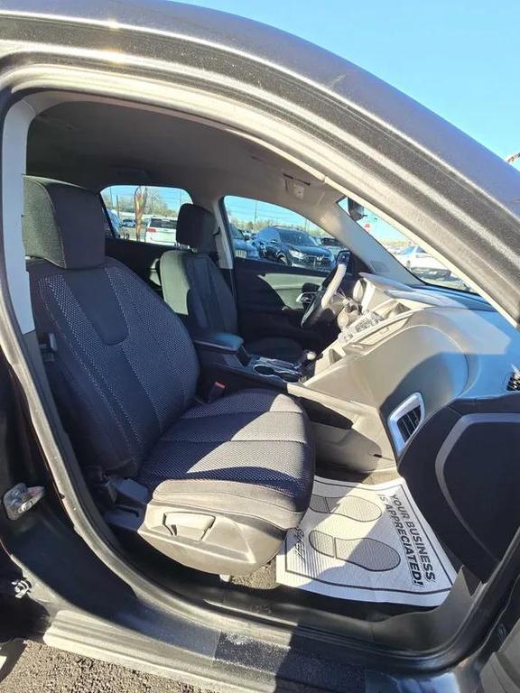 used 2017 Chevrolet Equinox car, priced at $10,777