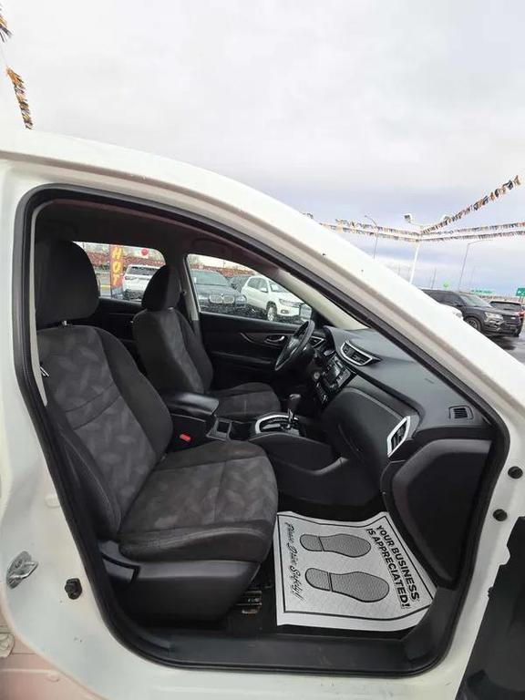 used 2016 Nissan Rogue car, priced at $10,977