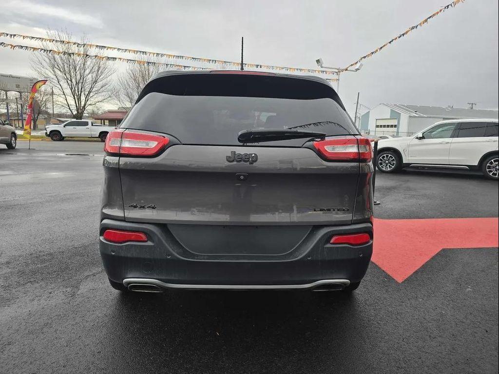 used 2018 Jeep Cherokee car, priced at $15,977