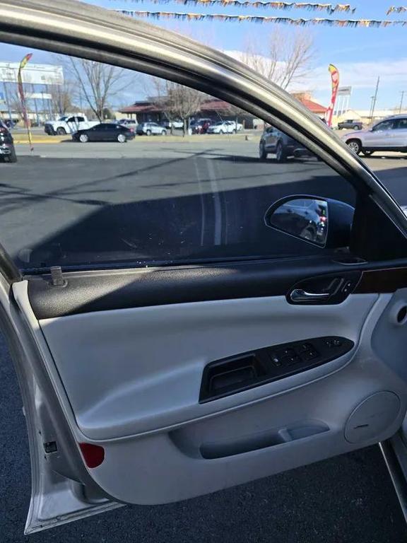 used 2007 Chevrolet Impala car, priced at $3,777