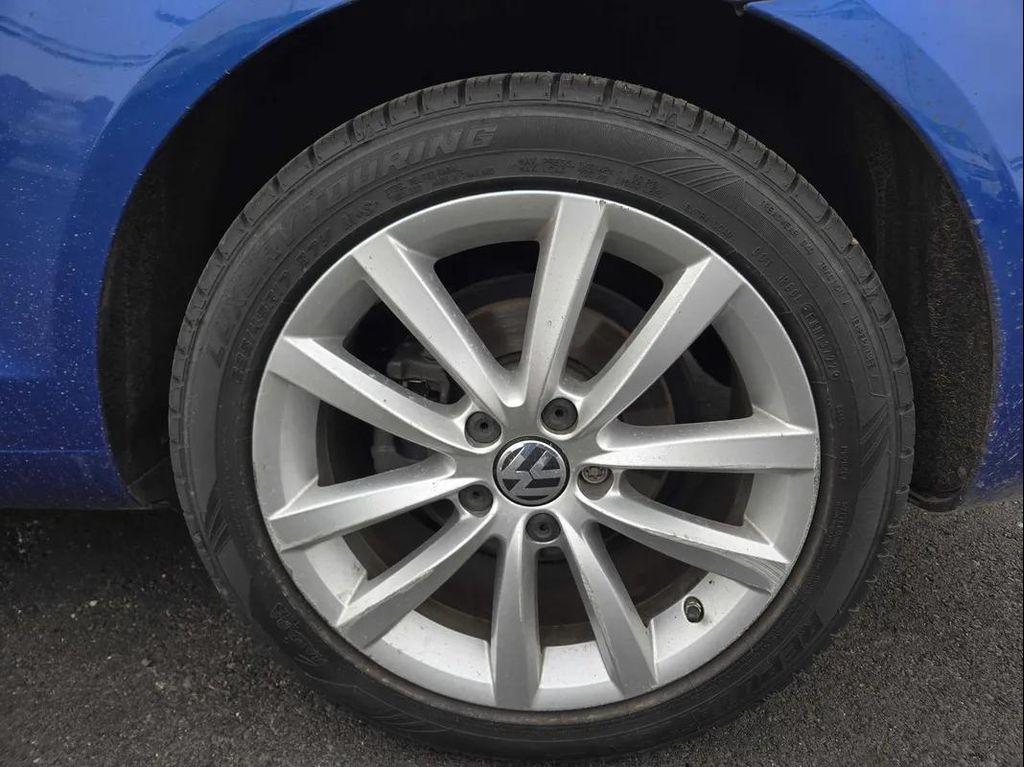 used 2012 Volkswagen Eos car, priced at $7,777