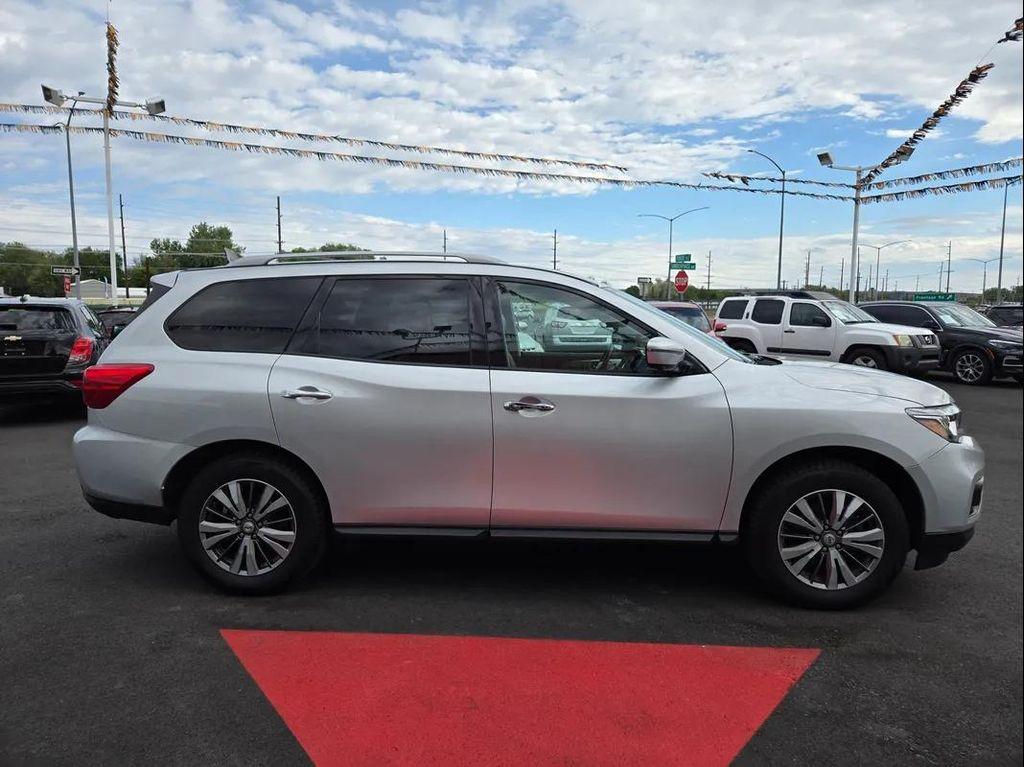 used 2020 Nissan Pathfinder car, priced at $14,901
