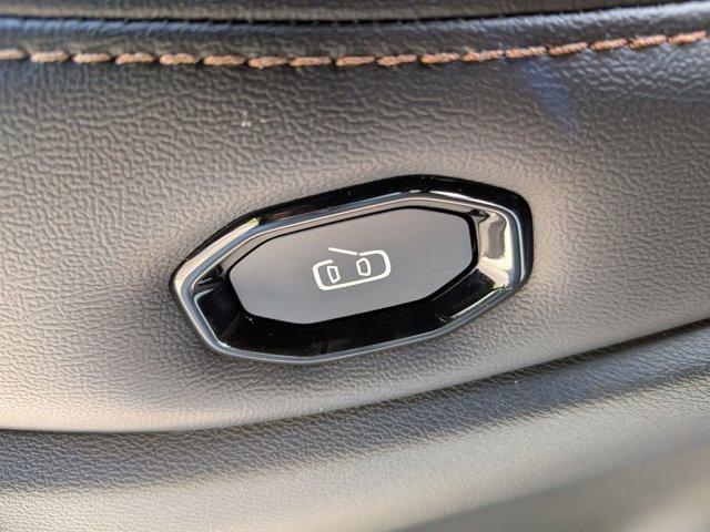 new 2026 Jeep Cherokee car, priced at $44,073