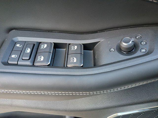 new 2025 Jeep Grand Cherokee L car, priced at $62,781