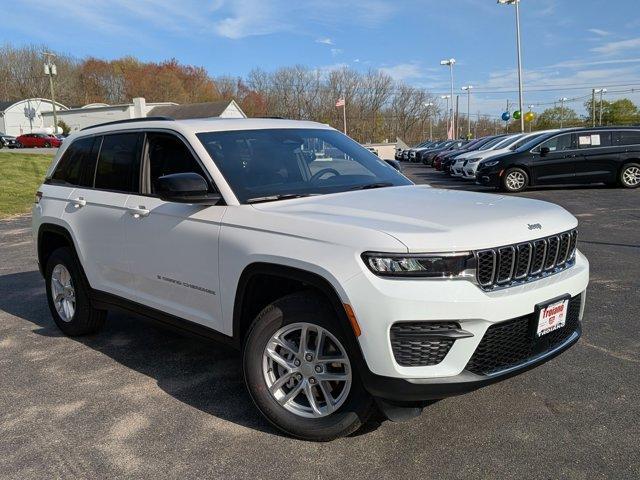 new 2026 Jeep Grand Cherokee car, priced at $44,430