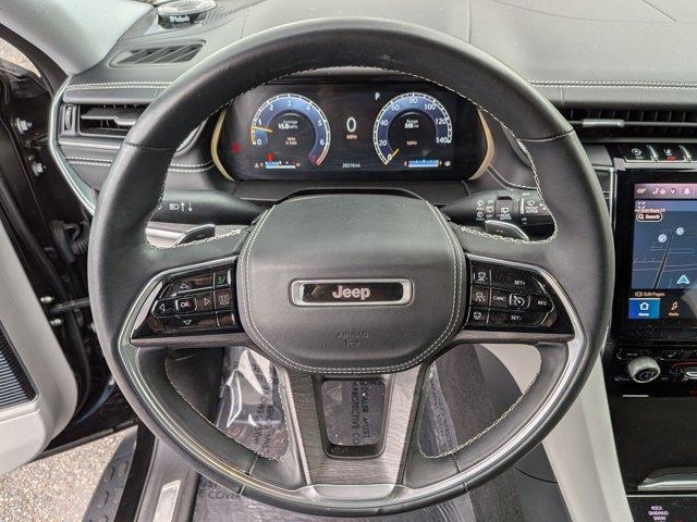 used 2022 Jeep Grand Cherokee car, priced at $39,900