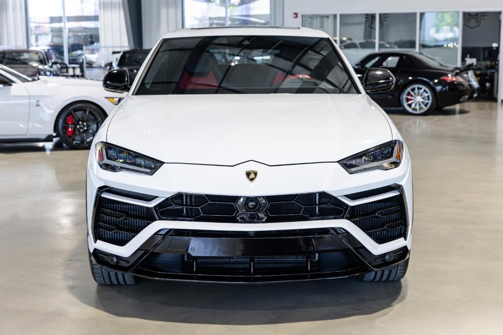 used 2022 Lamborghini Urus car, priced at $218,918