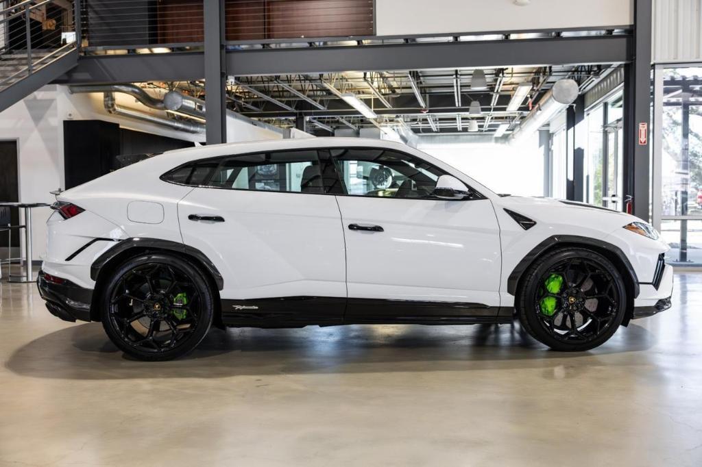 used 2024 Lamborghini Urus car, priced at $297,419
