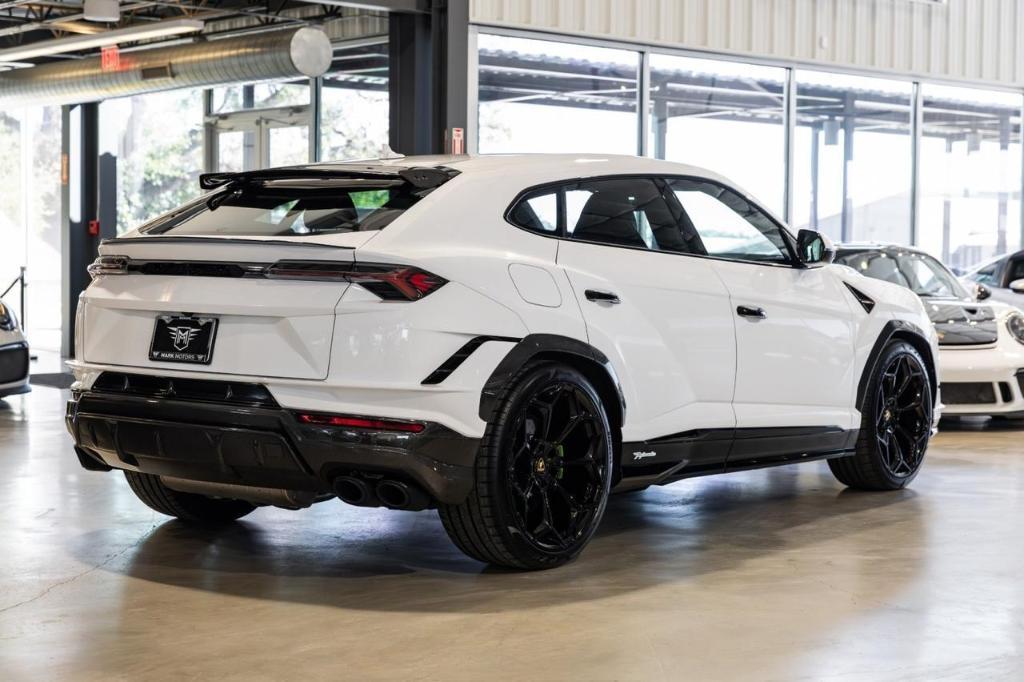 used 2024 Lamborghini Urus car, priced at $297,419