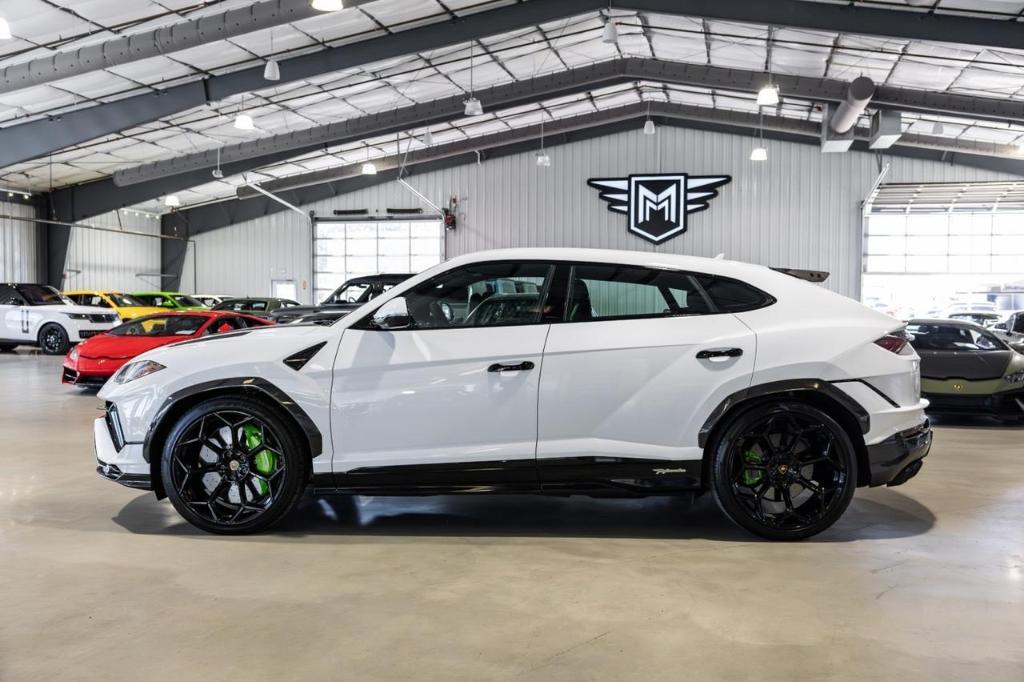 used 2024 Lamborghini Urus car, priced at $297,419